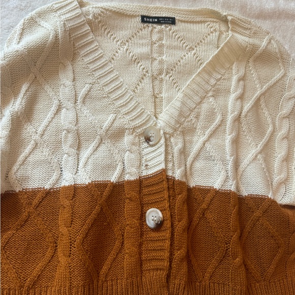 Cardigan - Picture 3 of 4